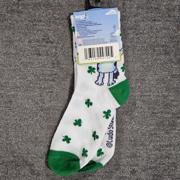 Bluey Kids St Patricks Day Shamrock Crew Socks White Green Shoe Size 10-4 NEW - Picture 3 of 4